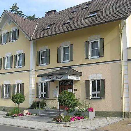 Szálloda Rauch Ettringen (Bavaria)