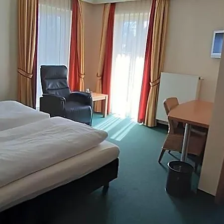 Rauch Szálloda Ettringen (Bavaria)